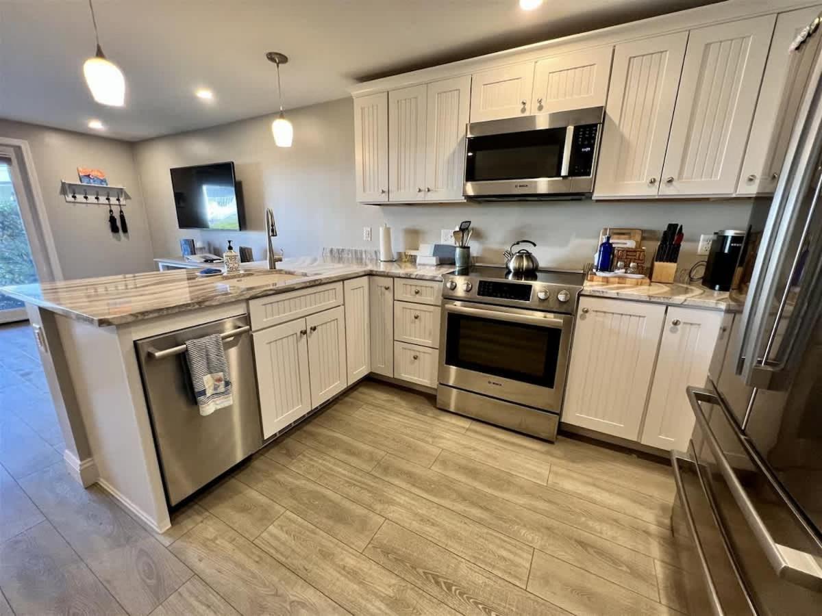 Updated Ocean Towers Condo In Огънкуит Екстериор снимка