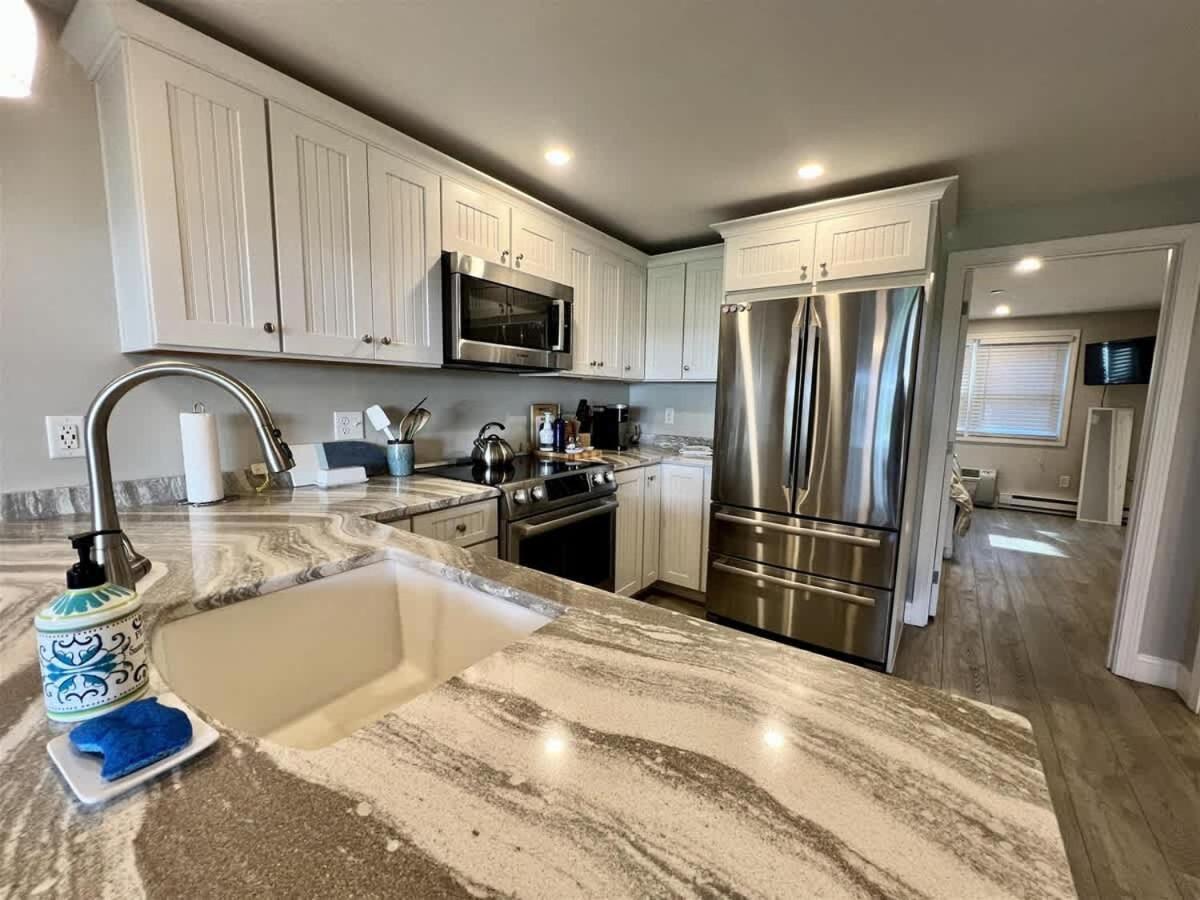 Updated Ocean Towers Condo In Огънкуит Екстериор снимка