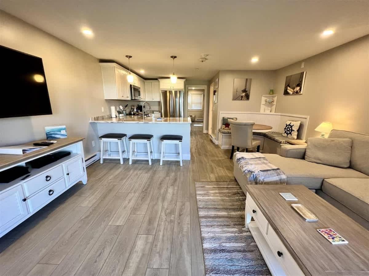 Updated Ocean Towers Condo In Огънкуит Екстериор снимка